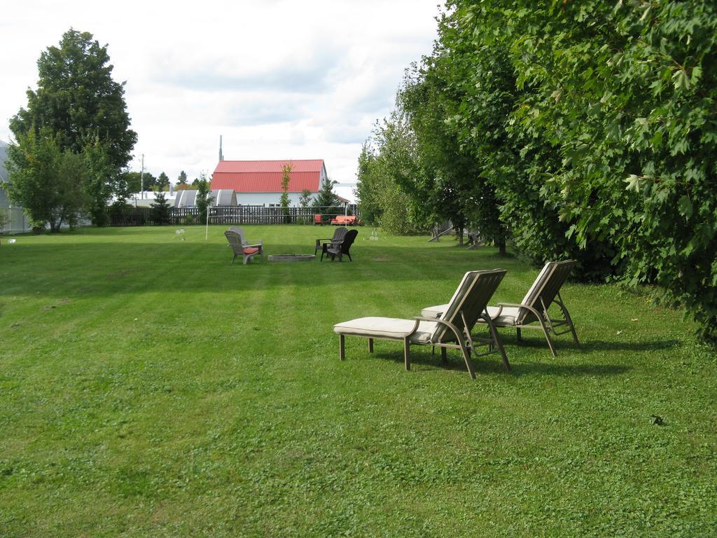 Le Gite Du Coteau Lyster Exterior photo